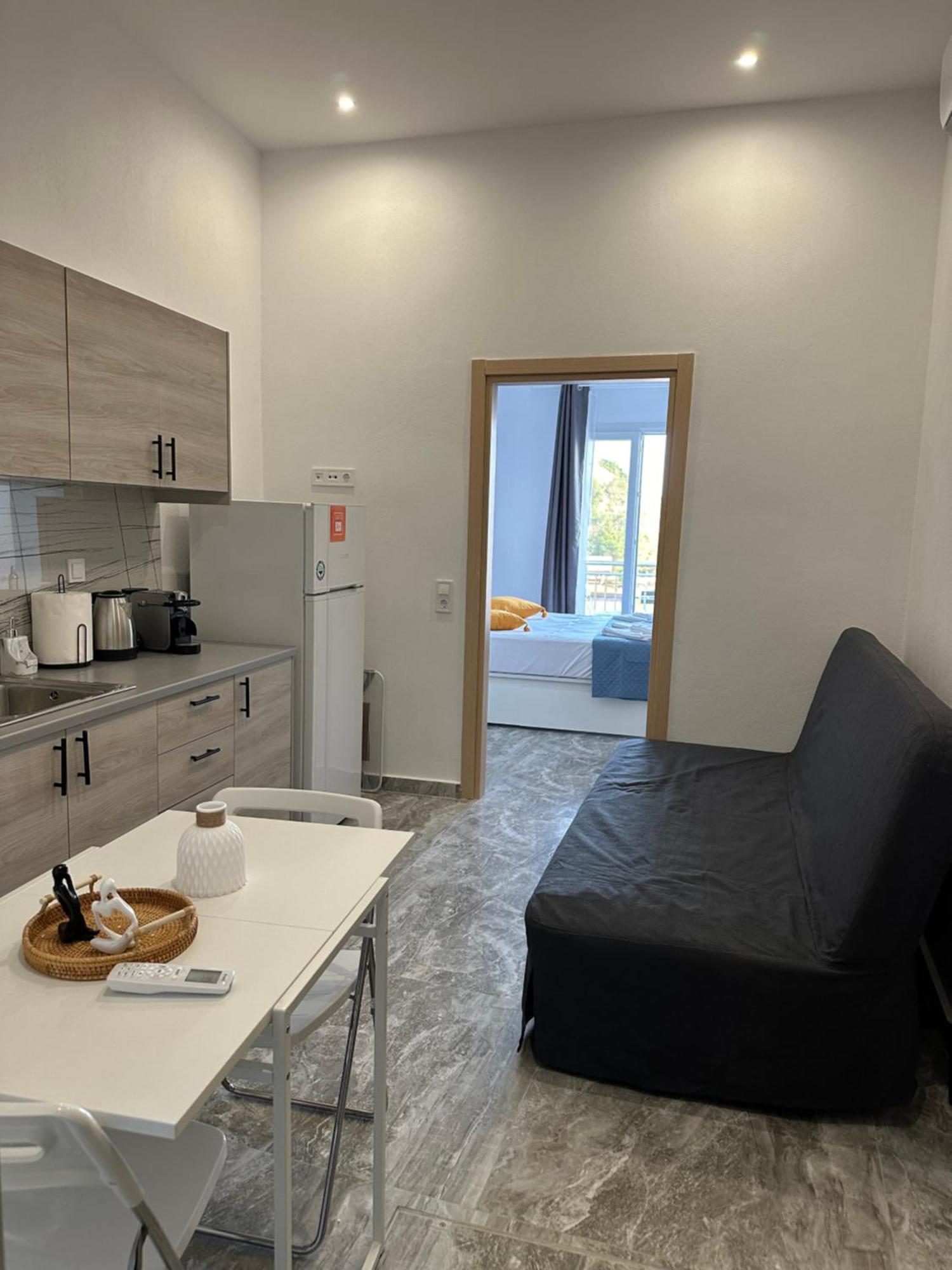 Pefki Apartments 利迈纳里亚 外观 照片