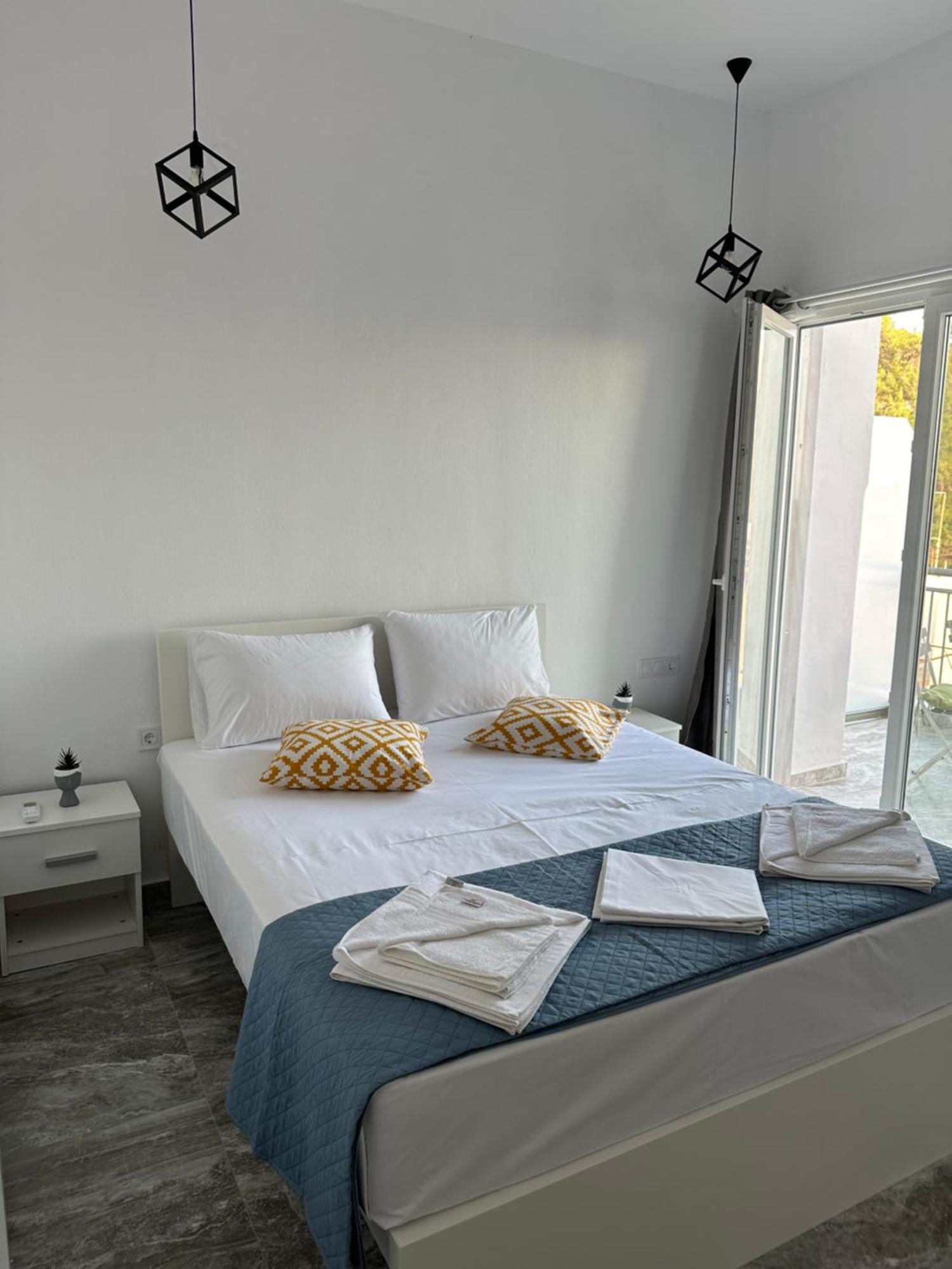 Pefki Apartments 利迈纳里亚 外观 照片