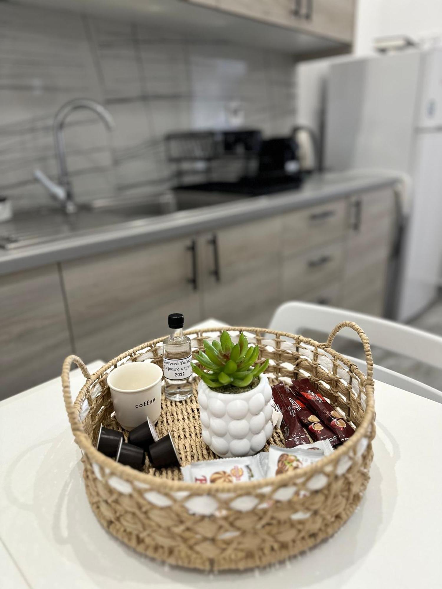 Pefki Apartments 利迈纳里亚 外观 照片
